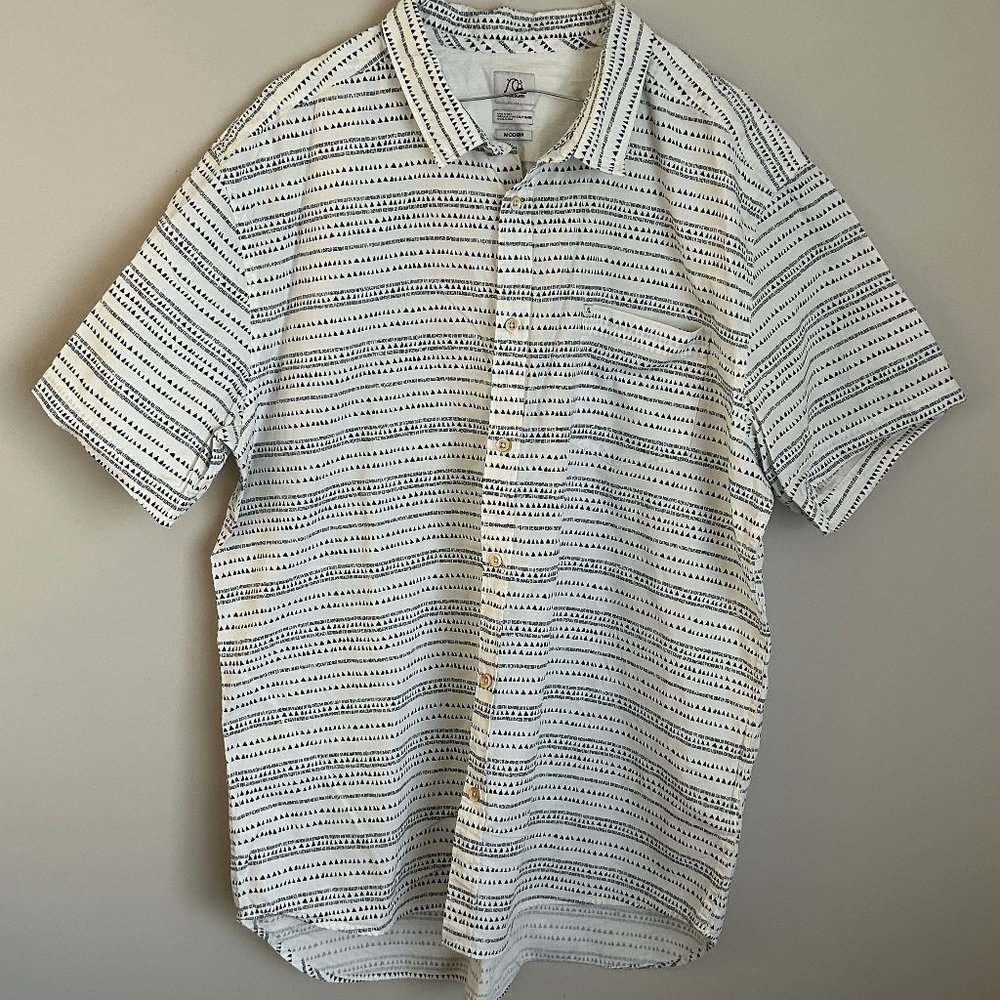 Like New Crisp Cotton QUIKSILVER Men's S/S Shirt Modern XXL/TTB Tiny Aztec Prt